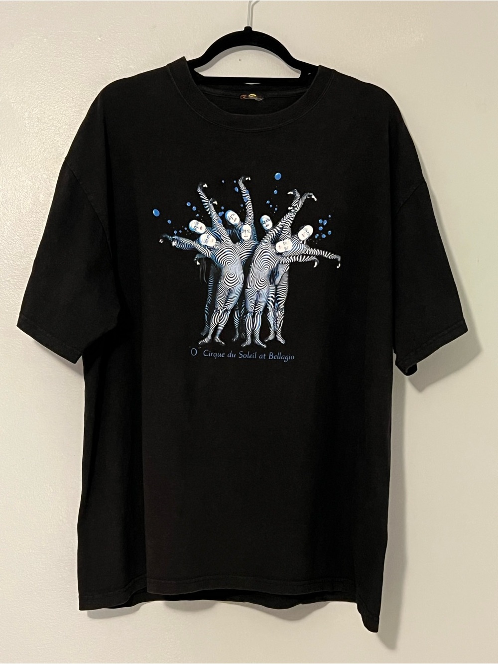 Vintage Cirque Du Soleil Graphic tee